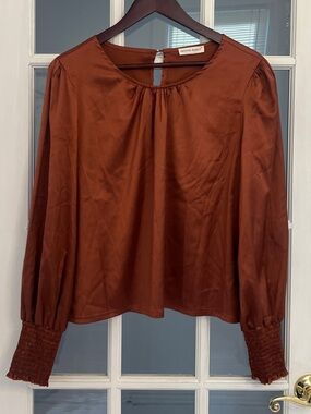 ANNA-KACI Women's Burnt Orange Satin Smocked Cuff Top Size M